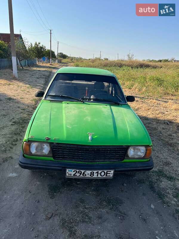 Седан Opel Ascona 1977 в Одессе фото Седан Opel Ascona 1977 в Одессе