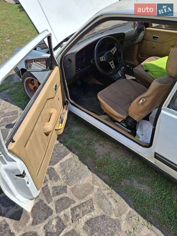 Купе Opel Ascona 1983 в Городище