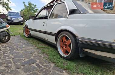 Купе Opel Ascona 1983 в 