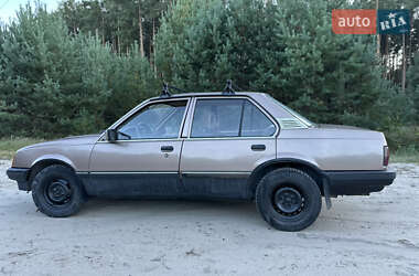Седан Opel Ascona 1986 в 