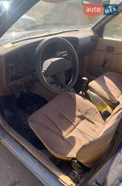 Хэтчбек Opel Ascona 1983 в 