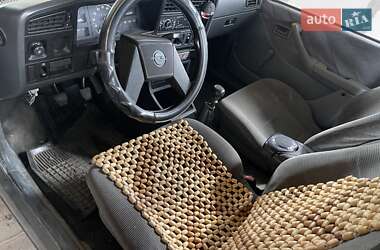 Седан Opel Ascona 1986 в 