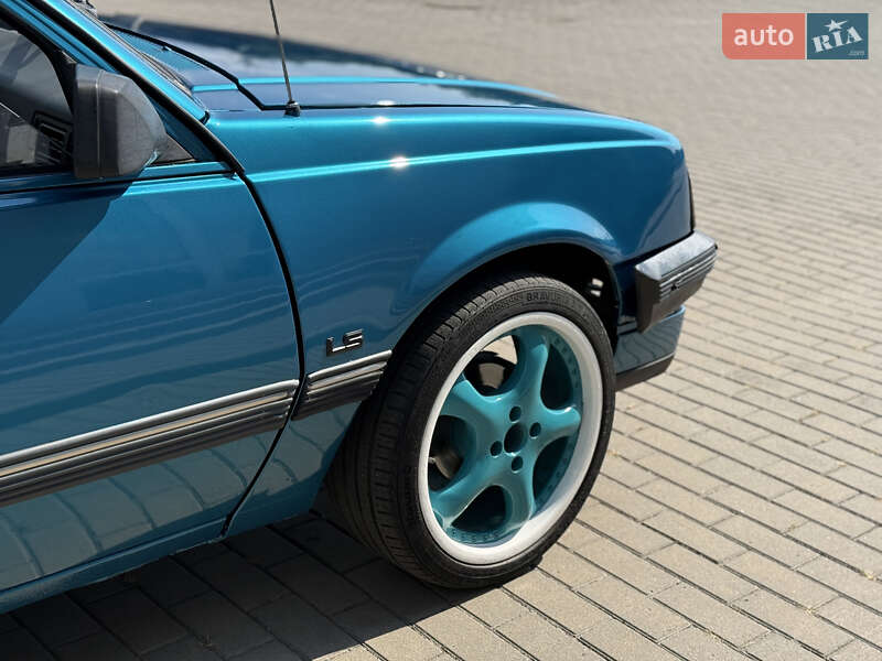 Купе Opel Ascona 1987 в Житомире