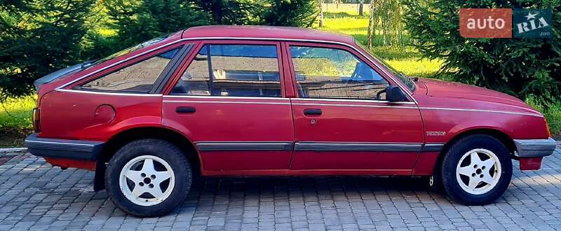 Хетчбек Opel Ascona 1986 в Ратному фото 7 Хетчбек Opel Ascona 1986 в Ратному