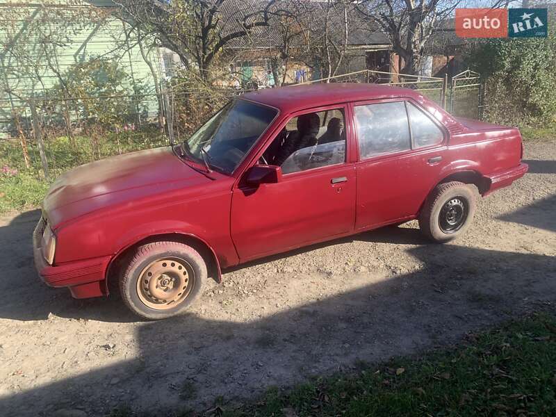 Седан Opel Ascona 1986 в Калуше фото 2 Седан Opel Ascona 1986 в Калуше