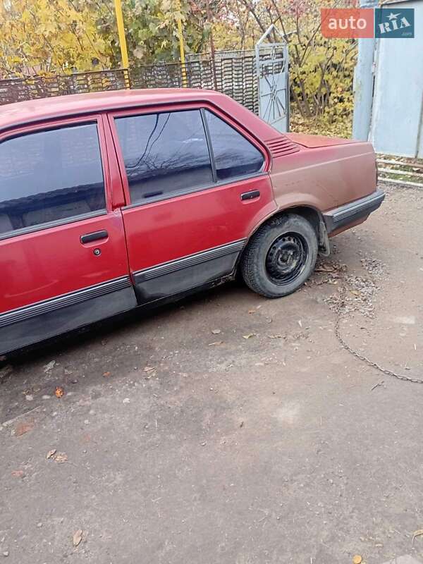 Седан Opel Ascona 1988 в Дніпрі