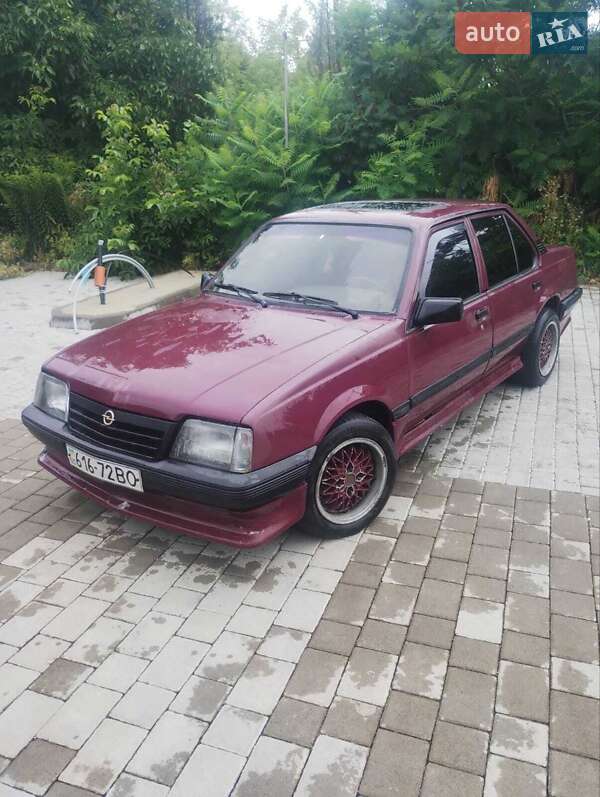 Opel Ascona 1988