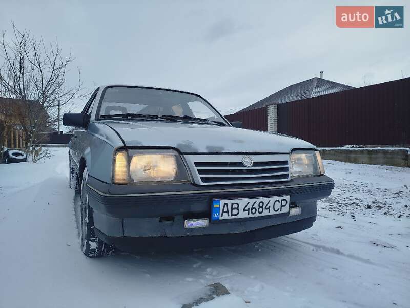 Opel Ascona 1988