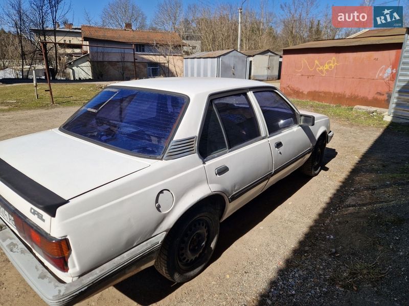 Седан Opel Ascona 1986 в Коломиї