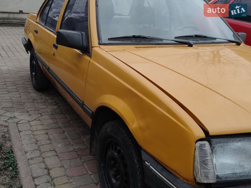 Седан Opel Ascona 1986 в Добротворі