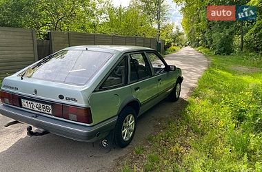 Хэтчбек Opel Ascona 1987 в Житомире