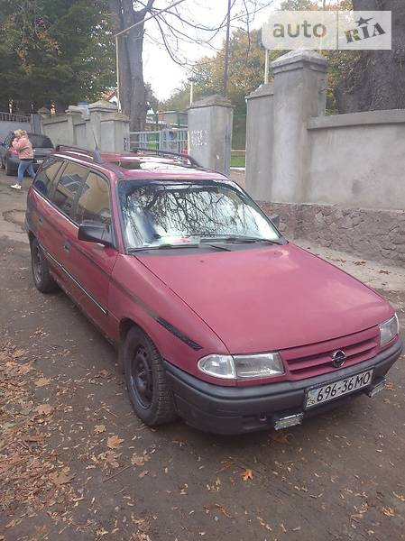 Универсал Opel Astra F 1994 в Черновцах