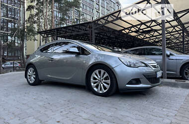 Opel Astra GTC 2013