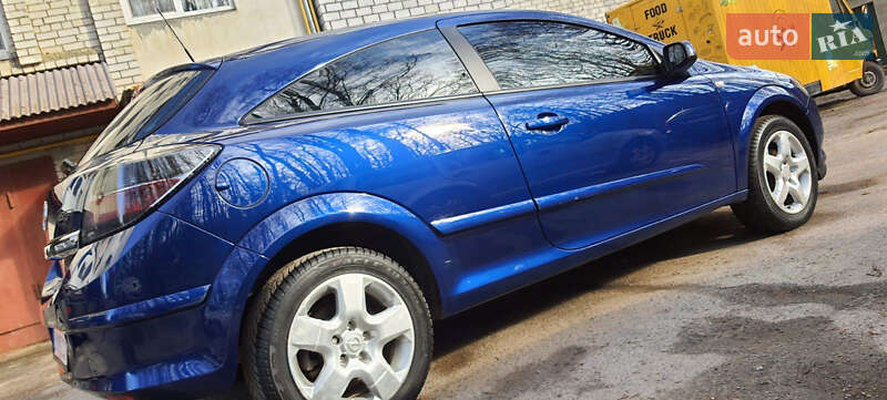Хэтчбек Opel Astra GTC 2008 в Тернополе