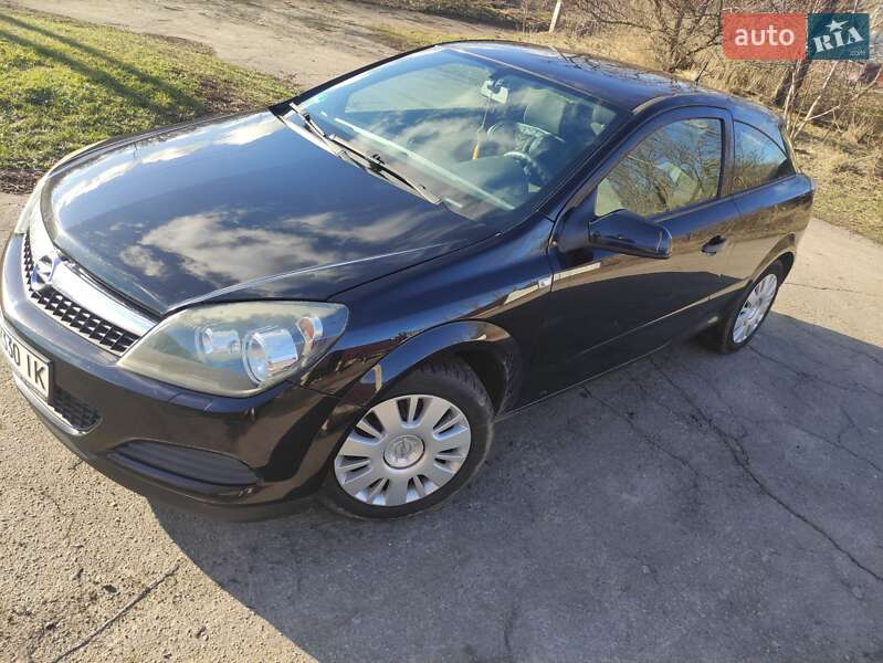 Хетчбек Opel Astra GTC 2009 в Жашківу