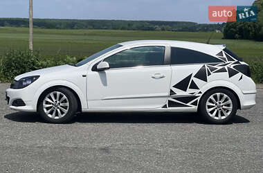 Хэтчбек Opel Astra GTC 2009 в 