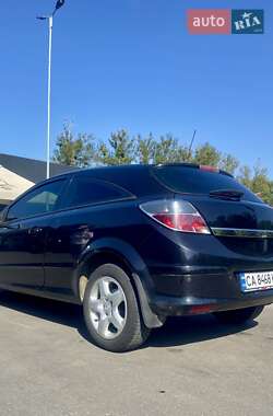 Хэтчбек Opel Astra GTC 2007 в 