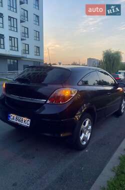 Хэтчбек Opel Astra GTC 2007 в 