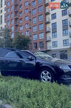 Хэтчбек Opel Astra GTC 2007 в 