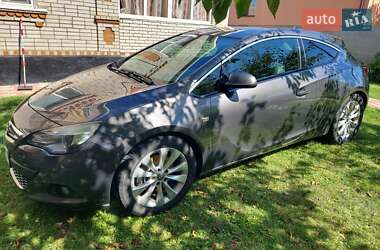 Хетчбек Opel Astra GTC 2012 в Бару