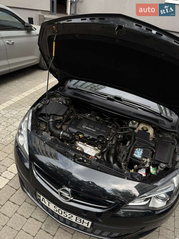 Хэтчбек Opel Astra GTC 2013 в Коломые фото 3 Хэтчбек Opel Astra GTC 2013 в Коломые