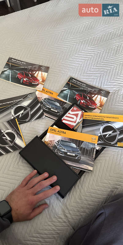 Хэтчбек Opel Astra GTC 2013 в Коломые фото 11 Хэтчбек Opel Astra GTC 2013 в Коломые