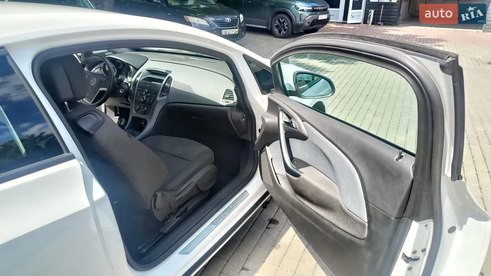 2013 Opel Astra - мініатюра 8