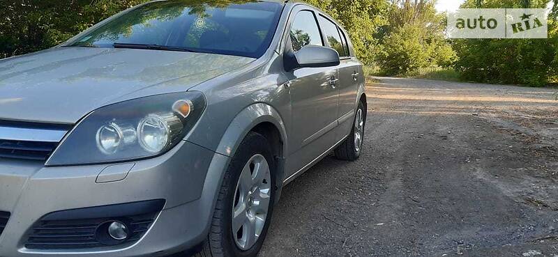 Opel Astra H