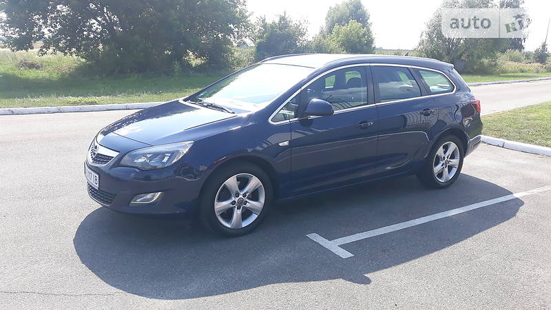 Opel Astra J