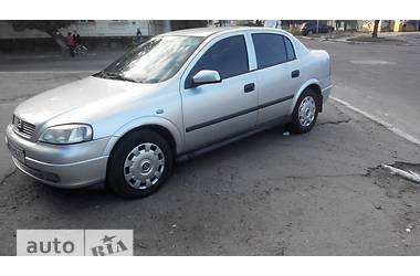 Седан Opel Astra 2005 в 