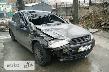 Седан Opel Astra 2006 в 