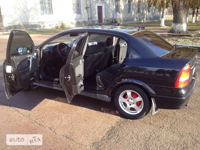 Седан Opel Astra 2006 в Калуше