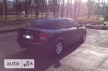 Седан Opel Astra 2006 в 