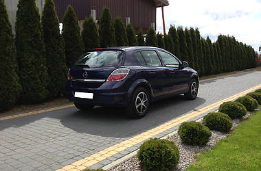 Opel Astra 2011