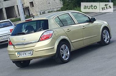 Хетчбек Opel Astra 2005 в Тернополі