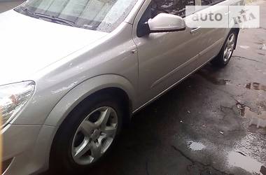 Универсал Opel Astra 2007 в Костополе