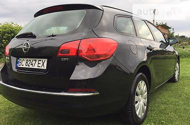 Универсал Opel Astra 2013 в Коломые