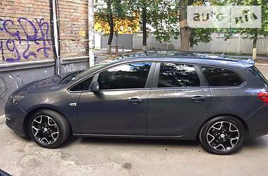 Opel Astra 2014