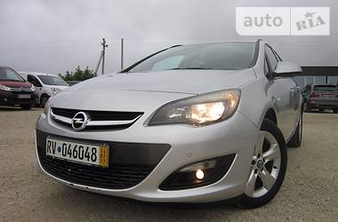 Универсал Opel Astra 2014 в Тернополе