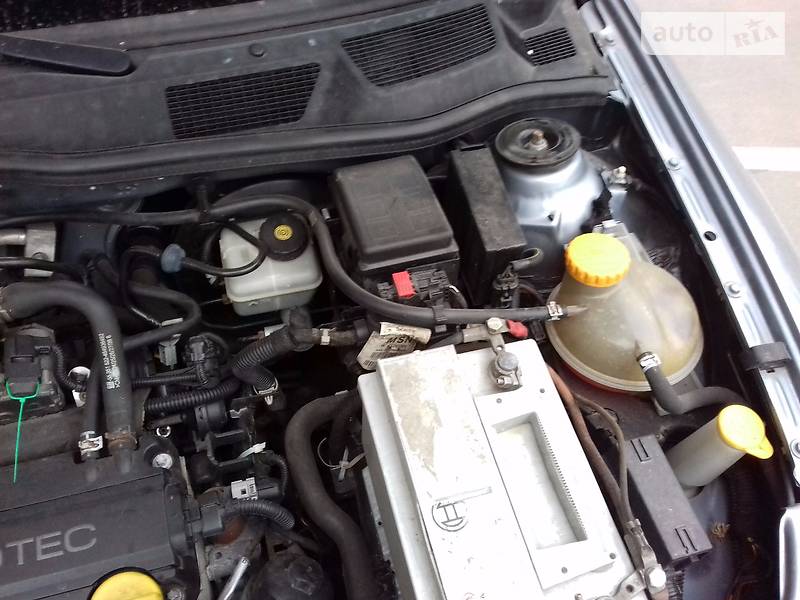 Седан Opel Astra 2006 в Києві