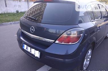 Хэтчбек Opel Astra 2007 в Киеве