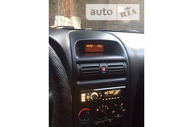 Седан Opel Astra 2006 в Киеве