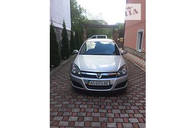 Универсал Opel Astra 2006 в Хусте