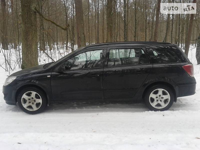 Универсал Opel Astra 2008 в Житомире