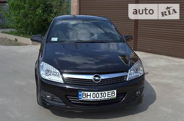 Купе Opel Astra 2007 в Одессе