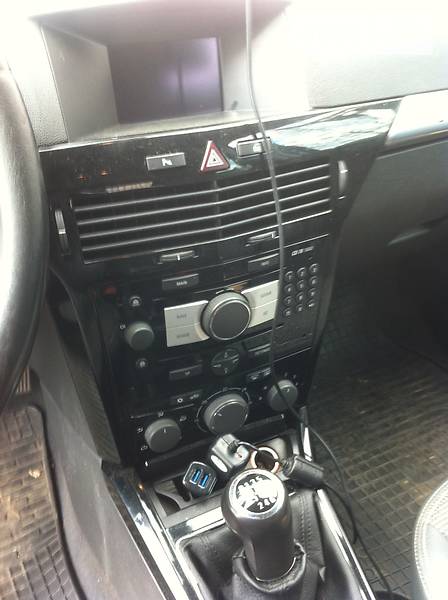 Універсал Opel Astra 2007 в Олевську