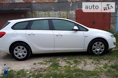 Универсал Opel Astra 2011 в Тернополе