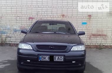 Седан Opel Astra 2008 в Ровно