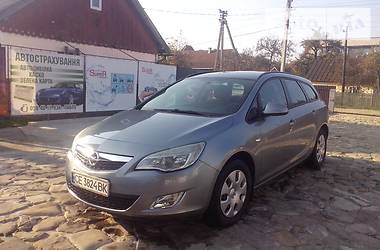 Универсал Opel Astra 2012 в Черновцах