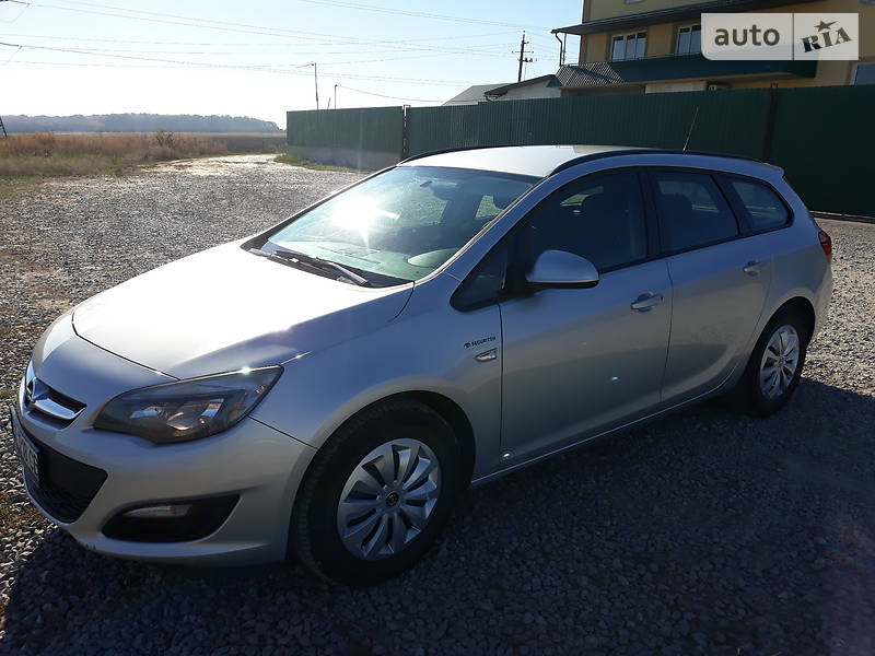 Универсал Opel Astra 2012 в Каменец-Подольском